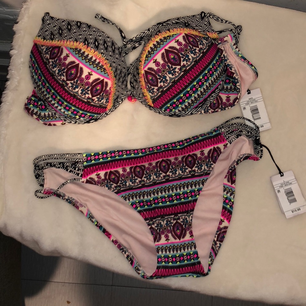 Bathing suit